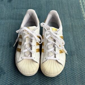 Adidas Superstar Gold Size 3